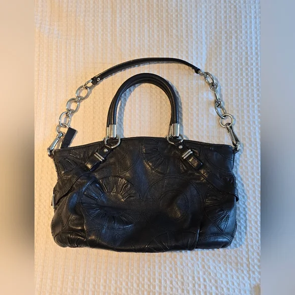 Coach Madison Sophia satchel, black leather, embossed Op Art pattern, euc - Picture 3 of 8